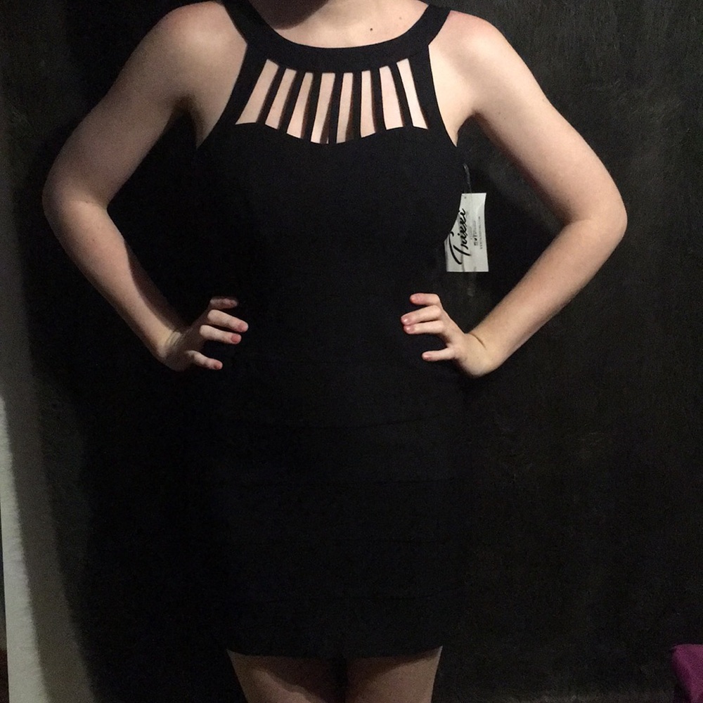 Black mini dres